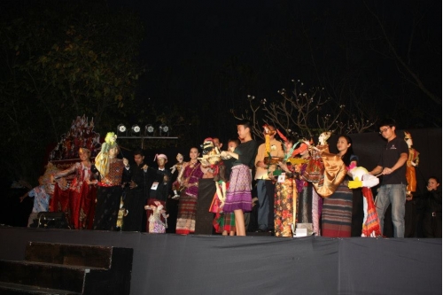  ASEAN Enchanting Puppets 2013