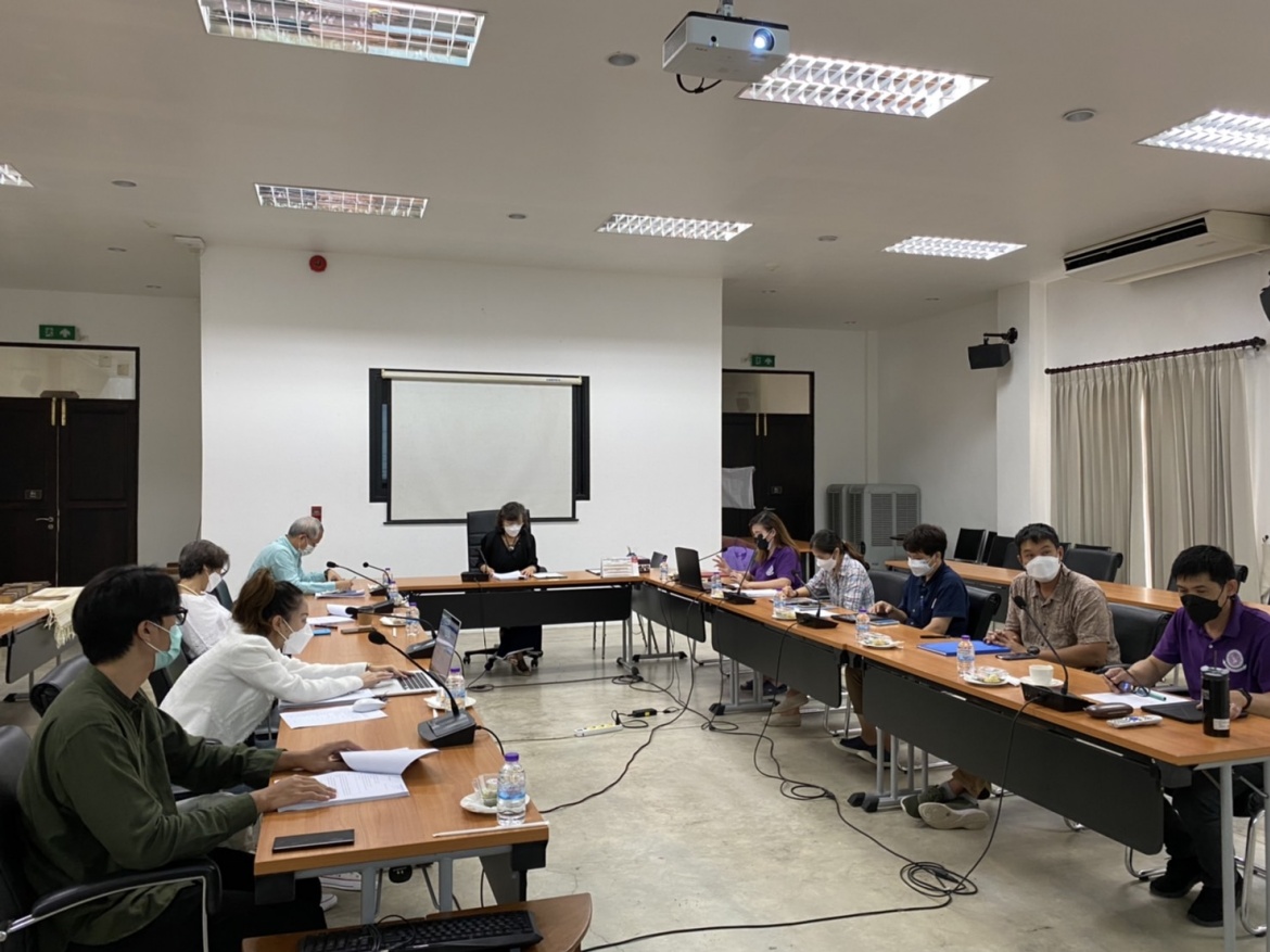 การประชุมคณะกรรมการตรวจรับพัสดุและผู้ควบคุมงาน งานจ้างปรับปรุงซ่อมแซมเรือนกาแล (พญาวงศ์)  ครั้งที่ 1/2564