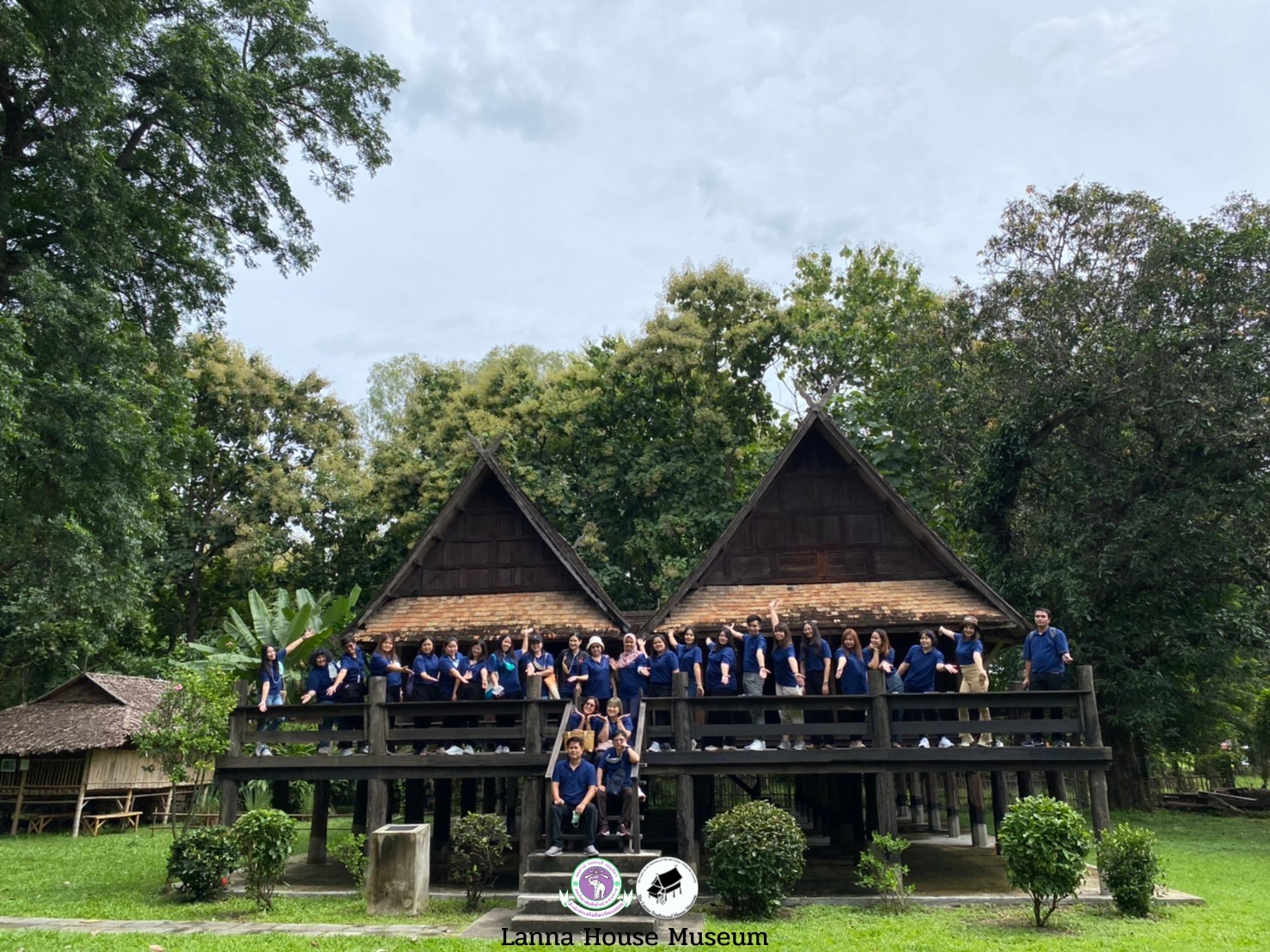 คณะเเพทยศาสตร์ มหาวิทยาลัยศรีนครินทรวิโรฒ เข้าเยี่ยมชมพิพิธภัณฑ์เรือนโบราณล้านนา มช.