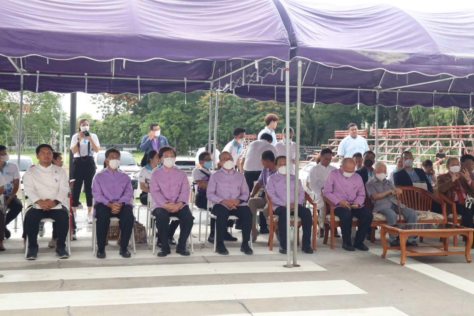 ร่วมพิธีทำบุญตักบาตรเนื่องในวันคล้ายวันสถาปนาคณะศึกษาศาสตร์ มหาวิทยาลัยเชียงใหม่ ครบรอบ 55 ปี และพิธีเปิดอาคารศึกษาศาสตร์ 55