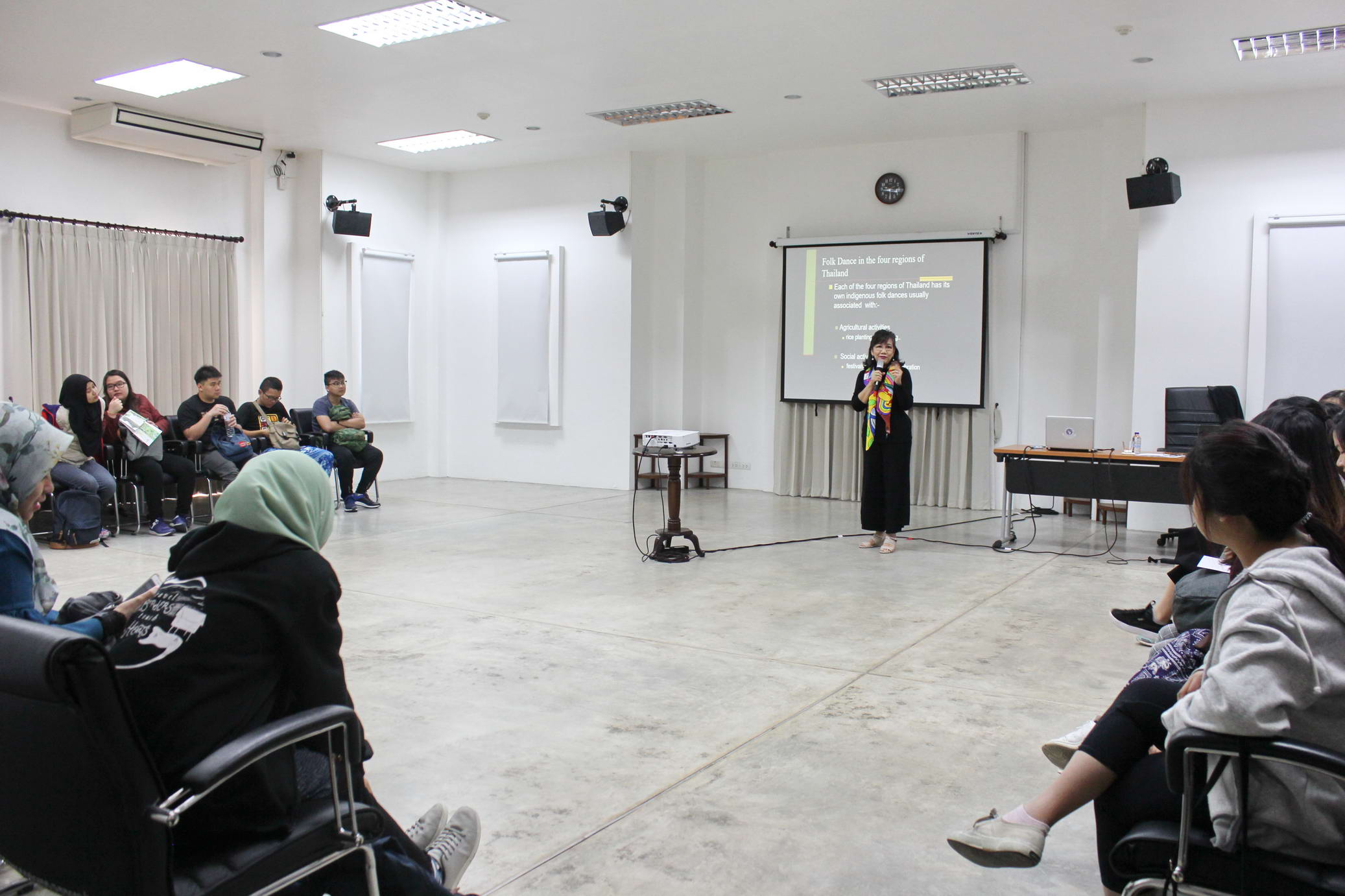 การบรรยายพิเศษให้แก่นักศึกษาจาก Nanyang Technological University ประเทศสิงคโปร์