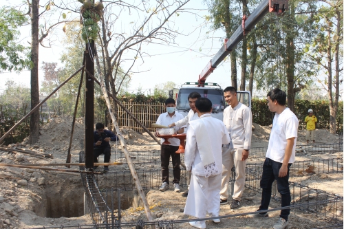 พิธียกเสามงคลเรือนฝาไหล(แม่นายคำเที่ยง)