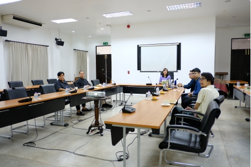 การประชุมการเสนอความก้าวหน้าการดำเนินงานโครงการพัฒนาเรือนล้านนาอาณานิคม(เรือนคิวริเปอล์) เป็นแหล่งเรียนรู้วิถีชีวิต วัฒนธรรมล้านนายุคโคโลเนียลในเชียงใหม่ ผ่านนิทรรศการสื่อนวัตกรรมสร้างสรรค์