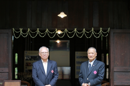 พิธีทำบุญวันคล้ายวันสถาปนาสำนักส่งเสริมศิลปวัฒนธรรม มหาวิทยาลัยเชียงใหม่  และพิธีทำบุญเรือนฝาไหลของแม่นายคำเที่ยง 
