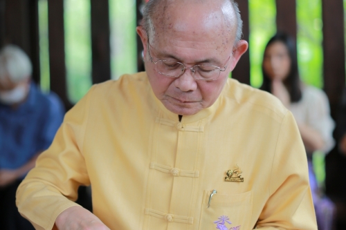 พิธีทำบุญวันคล้ายวันสถาปนาสำนักส่งเสริมศิลปวัฒนธรรม มหาวิทยาลัยเชียงใหม่  และพิธีทำบุญเรือนฝาไหลของแม่นายคำเที่ยง 