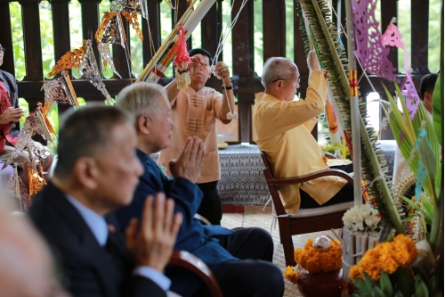 พิธีทำบุญวันคล้ายวันสถาปนาสำนักส่งเสริมศิลปวัฒนธรรม มหาวิทยาลัยเชียงใหม่  และพิธีทำบุญเรือนฝาไหลของแม่นายคำเที่ยง 