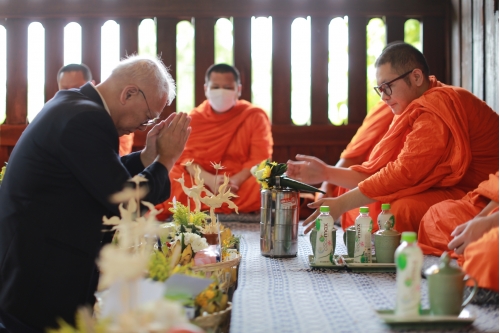 พิธีทำบุญวันคล้ายวันสถาปนาสำนักส่งเสริมศิลปวัฒนธรรม มหาวิทยาลัยเชียงใหม่  และพิธีทำบุญเรือนฝาไหลของแม่นายคำเที่ยง 