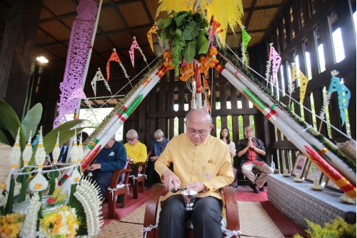 พิธีทำบุญวันคล้ายวันสถาปนาสำนักส่งเสริมศิลปวัฒนธรรม มหาวิทยาลัยเชียงใหม่  และพิธีทำบุญเรือนฝาไหลของแม่นายคำเที่ยง 