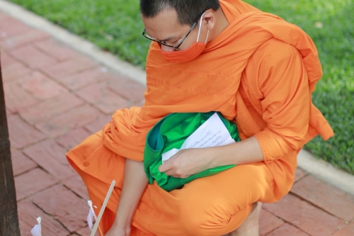พิธีทำบุญวันคล้ายวันสถาปนาสำนักส่งเสริมศิลปวัฒนธรรม มหาวิทยาลัยเชียงใหม่  และพิธีทำบุญเรือนฝาไหลของแม่นายคำเที่ยง 