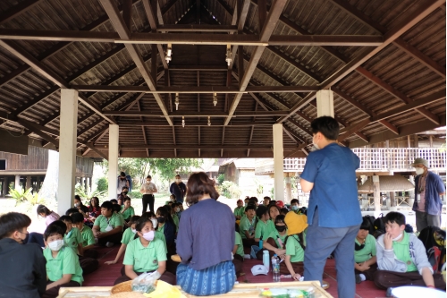 คณะครูและนักเรียนจากโรงเรียนต้นกล้า เข้าทัศนศึกษาและทำกิจกรรมศิลปวัฒนธรรม ณ พิพิธภัณฑ์เรือนโบราณล้านนา มช.  