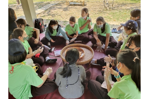 คณะครูและนักเรียนจากโรงเรียนต้นกล้า เข้าทัศนศึกษาและทำกิจกรรมศิลปวัฒนธรรม ณ พิพิธภัณฑ์เรือนโบราณล้านนา มช.  