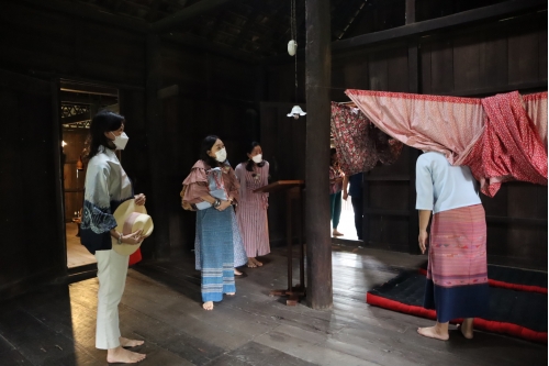 ให้การต้อนรับคณะผู้บริหารในเครือเซ็นทรัลพัฒนา