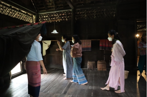 ให้การต้อนรับคณะผู้บริหารในเครือเซ็นทรัลพัฒนา