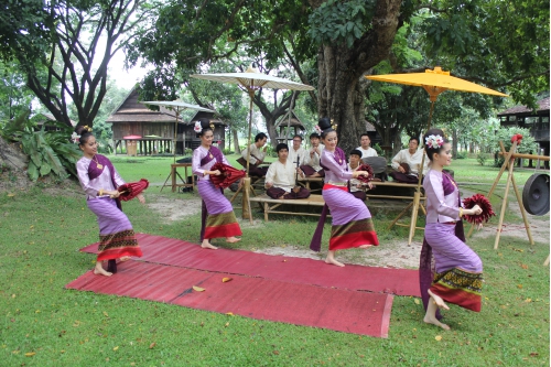 งานเลี้ยงต้อนรับแบบล้านนา