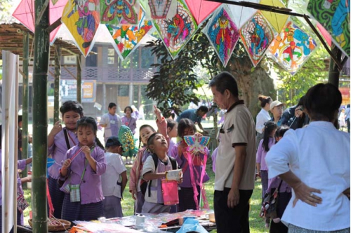 งานแอ่วเฮือนเยือนผญา