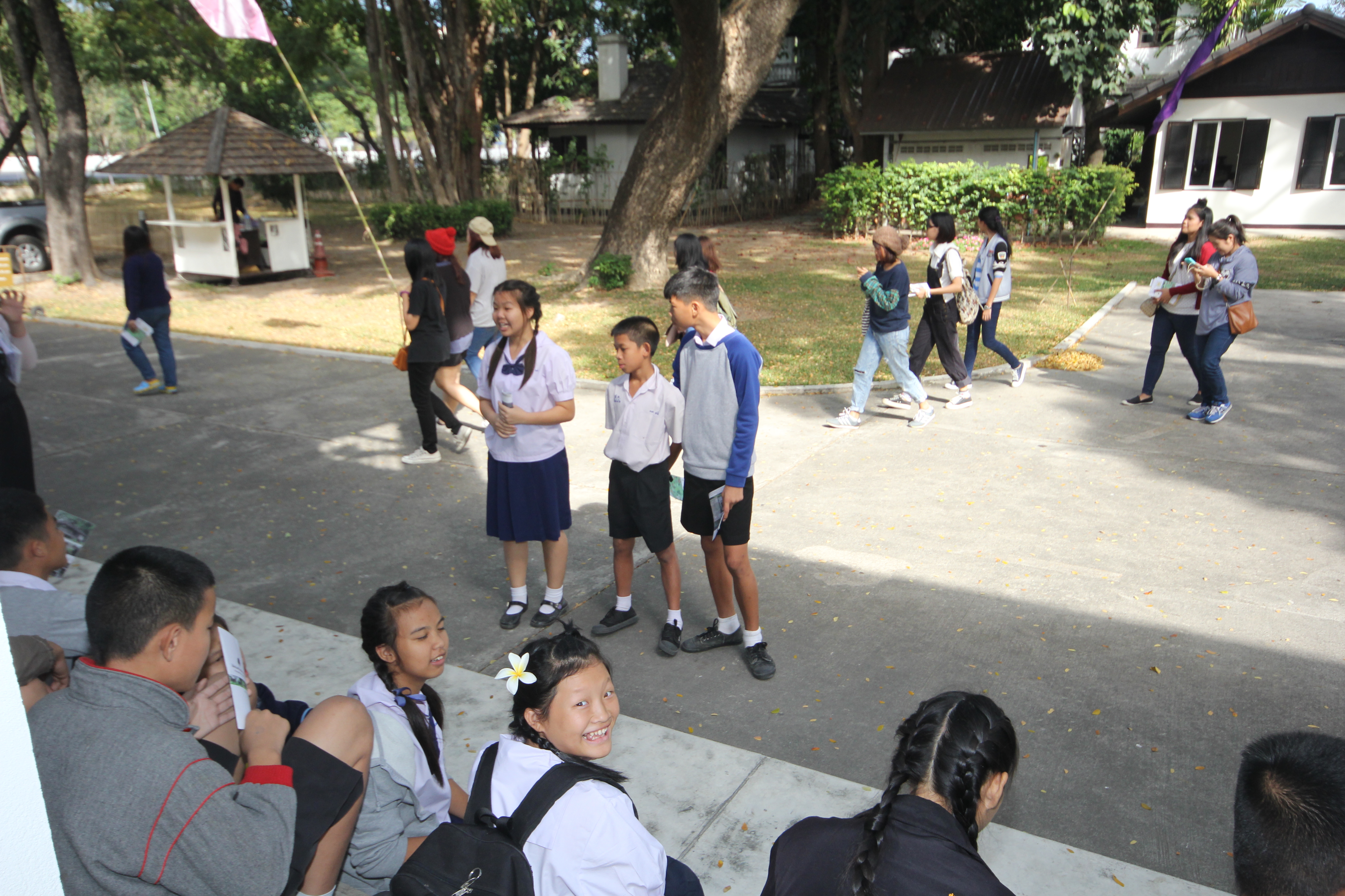  ต้อนรับนักเรียนวัดช่างเคี่ยนที่เข้าร่วมโครงการอบรมมัคคุเทศก์น้อย