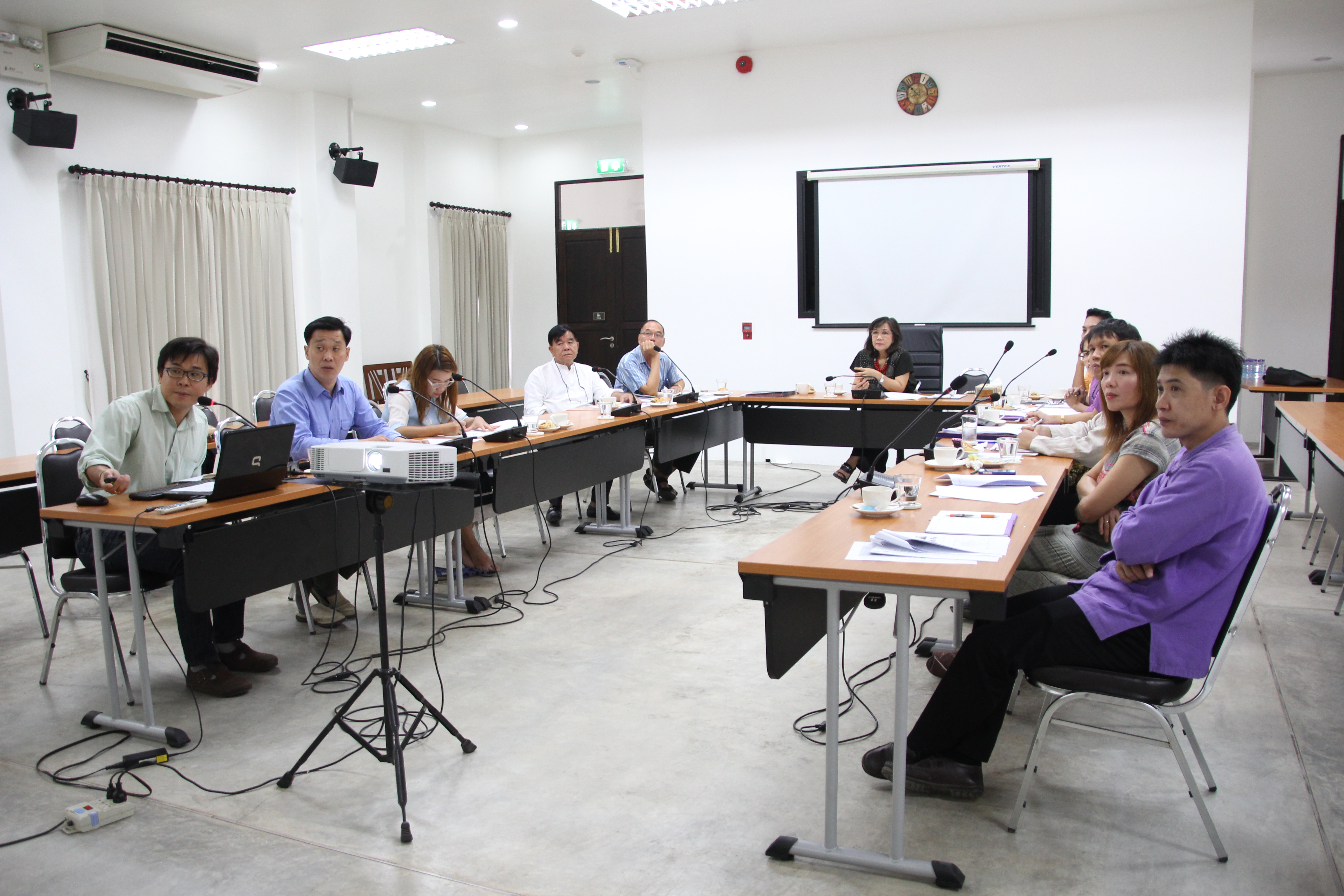 การประชุมโครงการการสำรวจเพื่อจัดทำแผนอนุรักษ์อาคารและรูปแบบรายการอนุรักษ์อาคารที่ทำการสำนักส่งเสริมศิลปวัฒนธรรมมหาวิทยาลัยเชียงใหม่ หลังเดิม (เรือนลุงคิว)